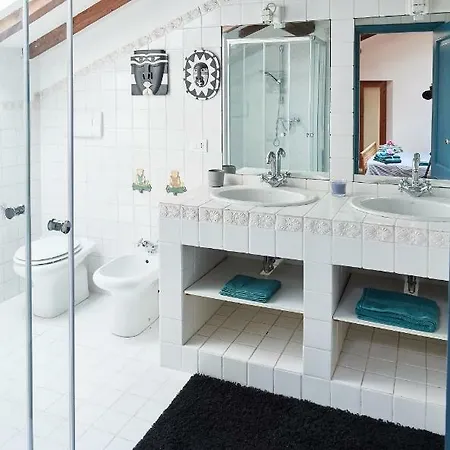 La Casa Di Giulia-family شقة بارما